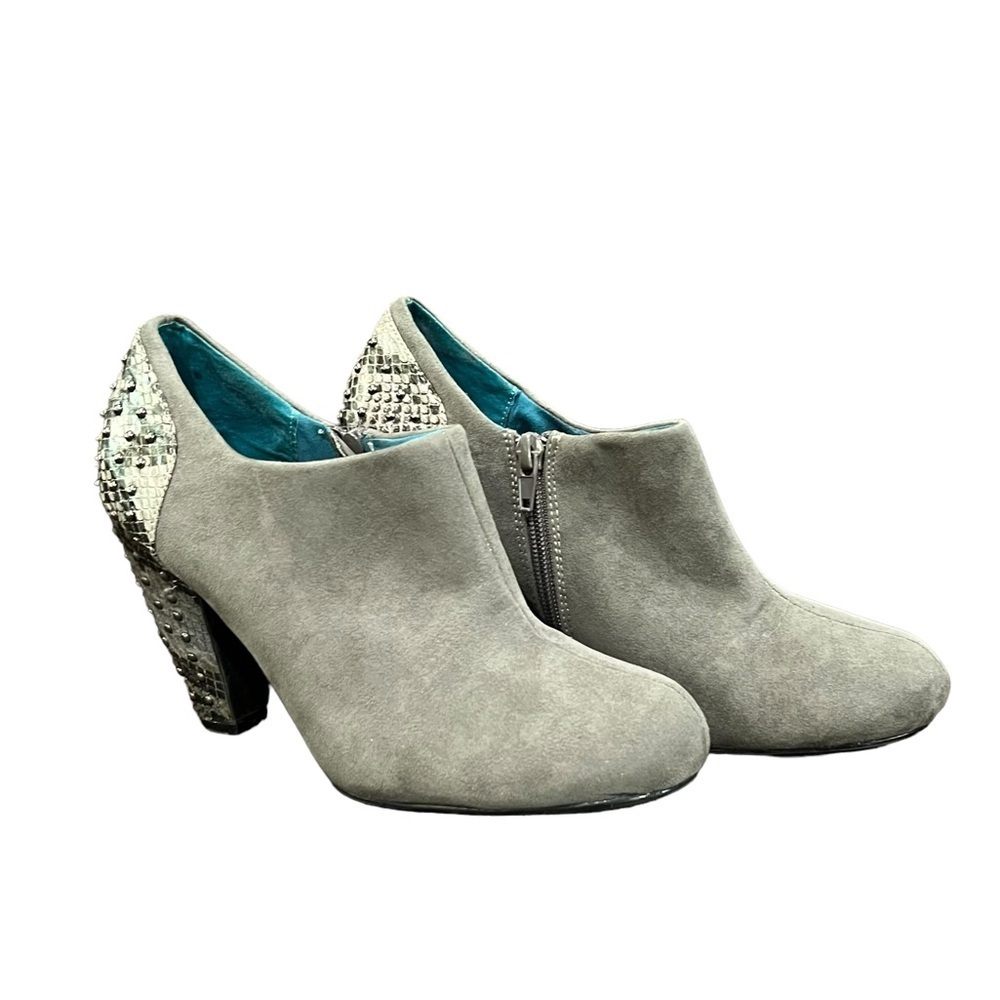 London Rebel Gray Suede Ankle Booties with snakeskin print studded heels, US 8.5